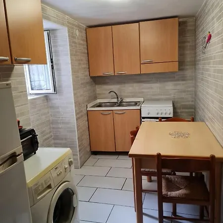 Lovely Glaucus's Appartement